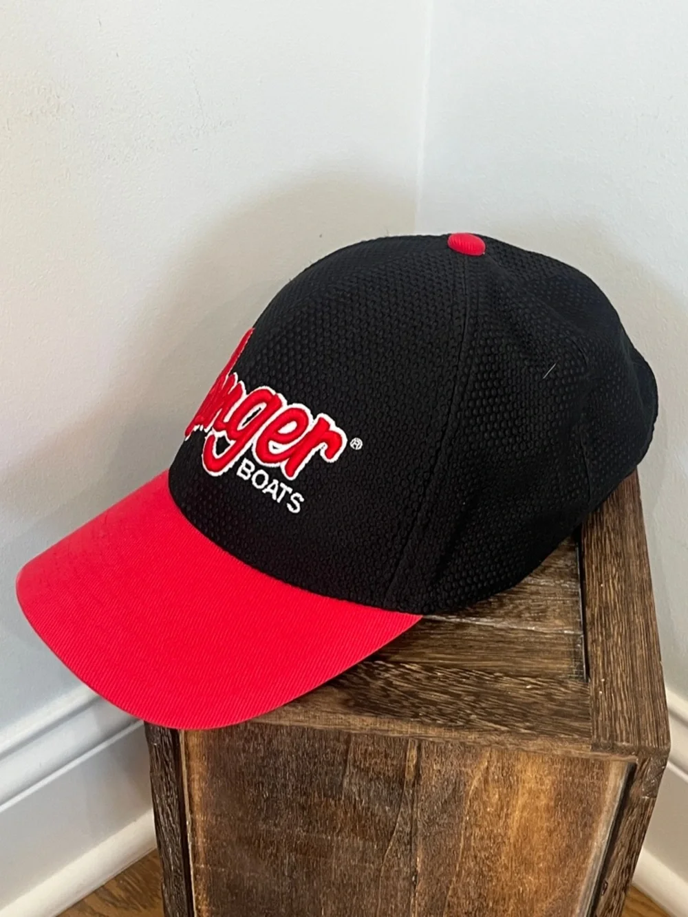 NWT Ranger Boats Embroidered Performance Cap - Picture 3 of 5